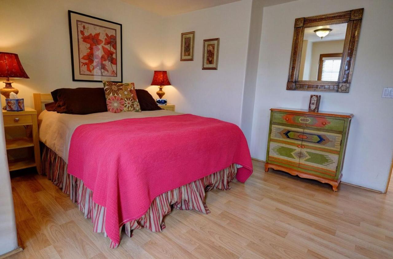 Casas de Guadalupe - Sante Fe Vacation Rentals Santa Fe Esterno foto